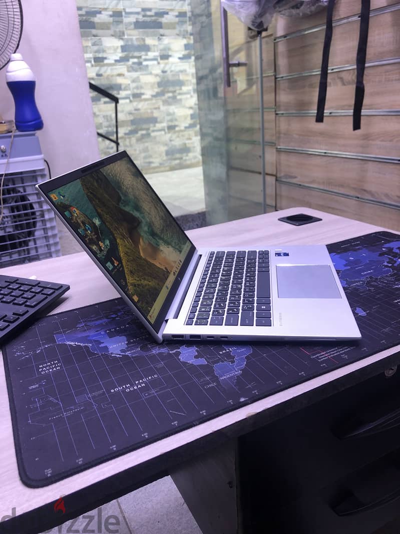 HP EliteBook 840 1