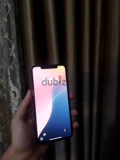ايفون xs max