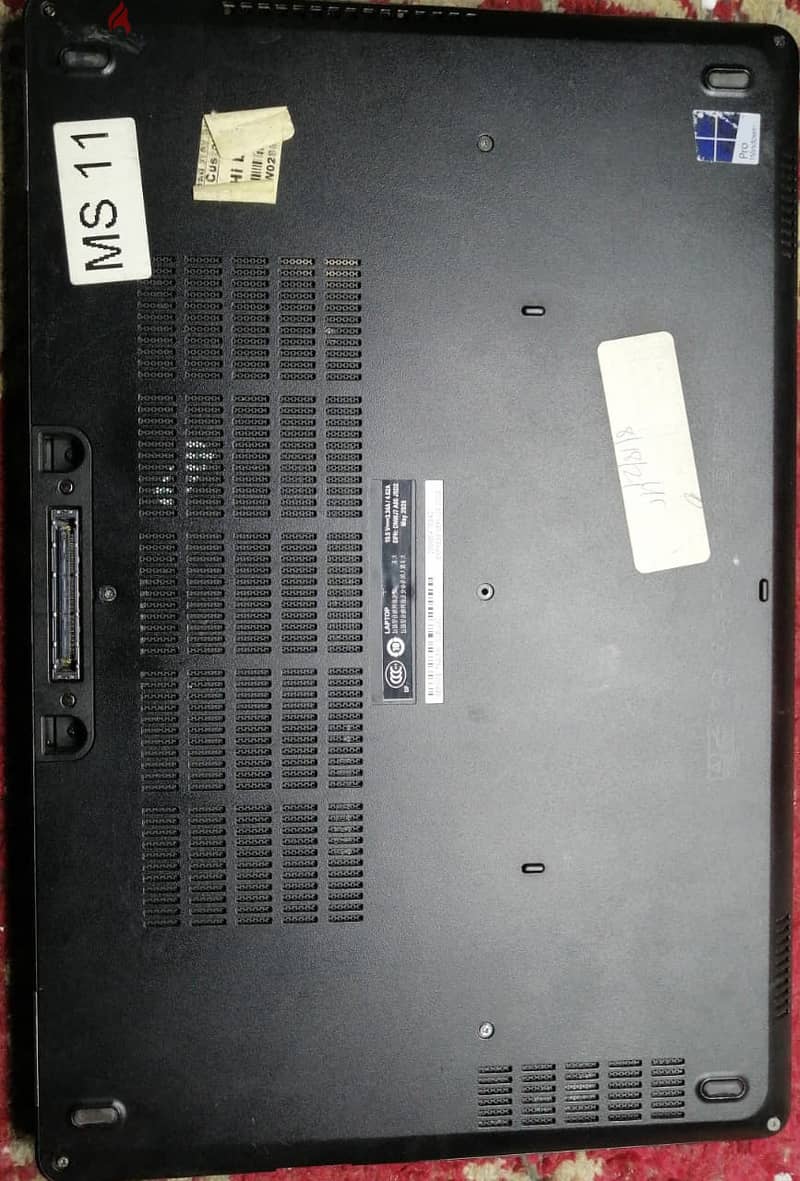 Dell Latitude e5570 1