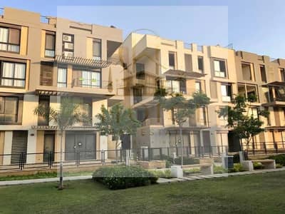 شقه 3 غرف  بجاردن  ريسيل  للبيع  بموقع متميز ف الشروق ف كومبوند  سوديك ايست  باقل سعر في الماركت