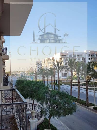 استوديو بمقدم 2 مليون وتقسيط باقي من المبلغ للبيع ريسيل من المالك في كمبوند هايد بارك التجمع الخامس متكامل الخدمات والمرافق