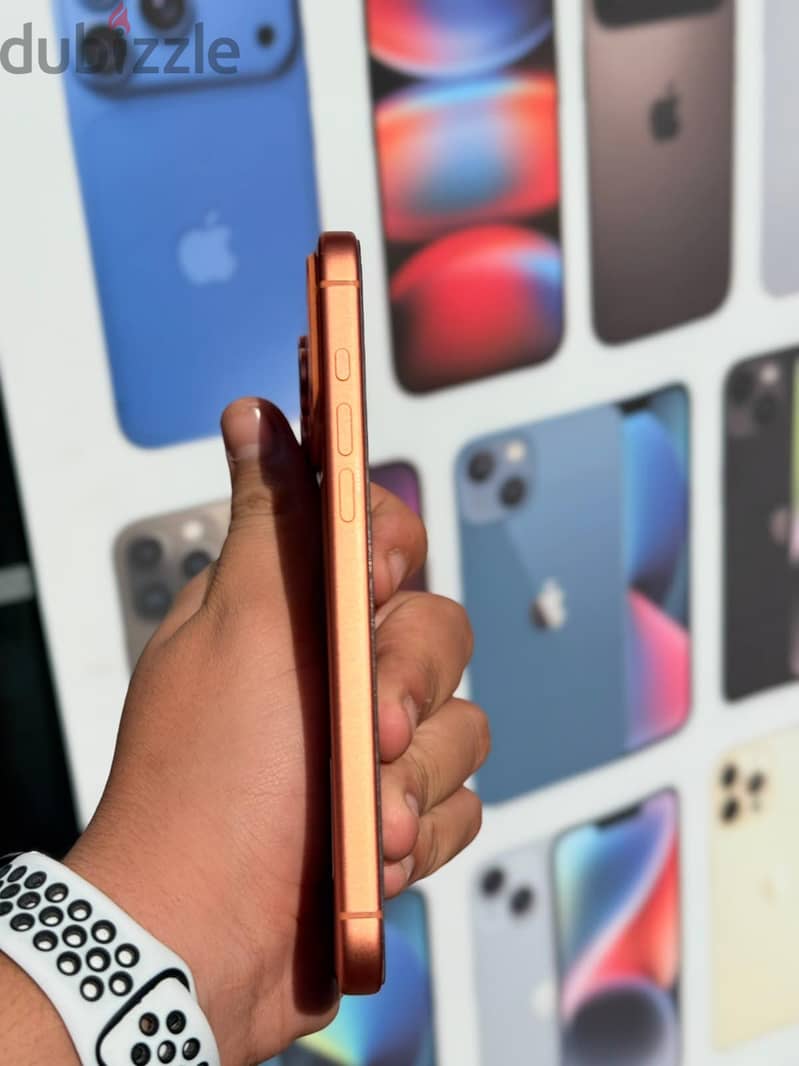 Apple - iPhone 17 Pro Max 1