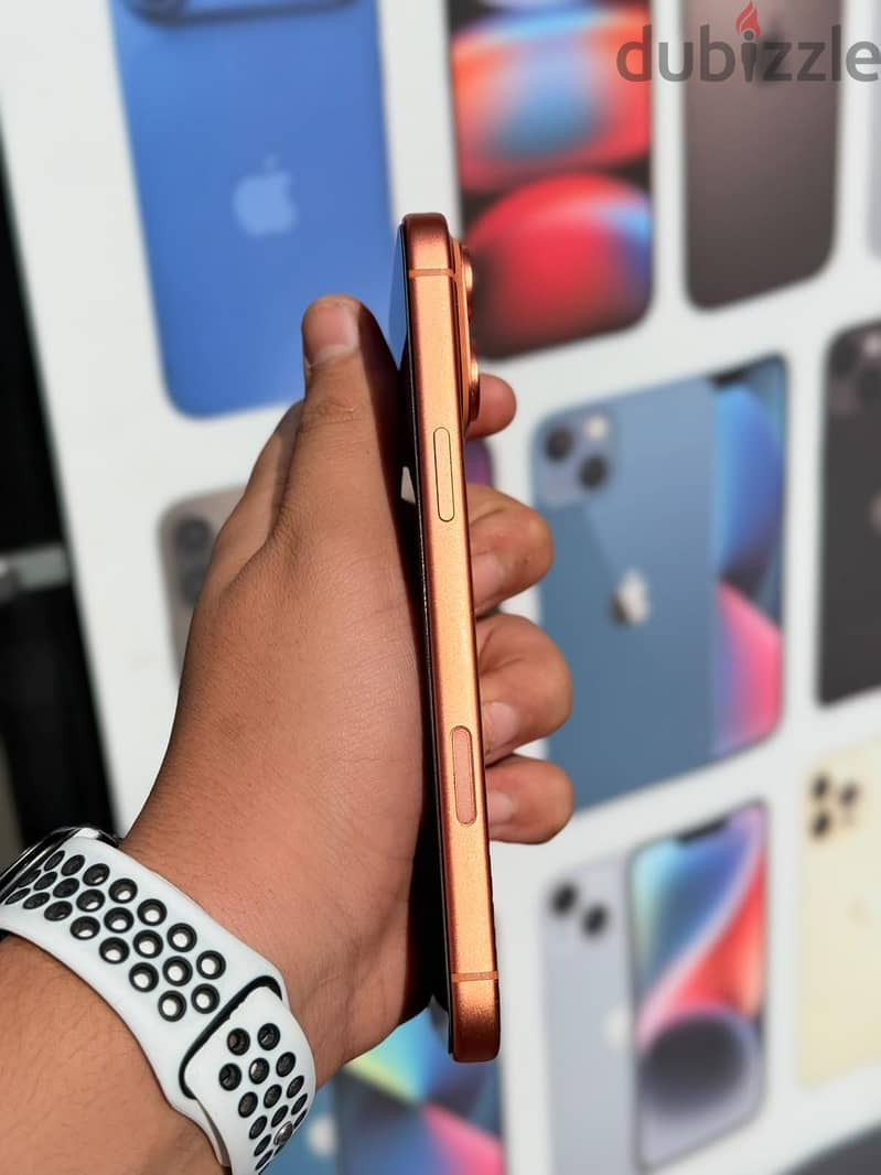 Apple - iPhone 17 Pro Max 2