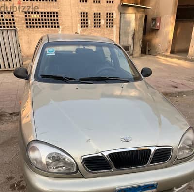 لانوس وأن كوري مو 2000 بحالة ممتازة من المالك