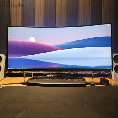 للبيع: Xiaomi Mi Curved Gaming Monitor 34" 144Hz – حالة ممتازة