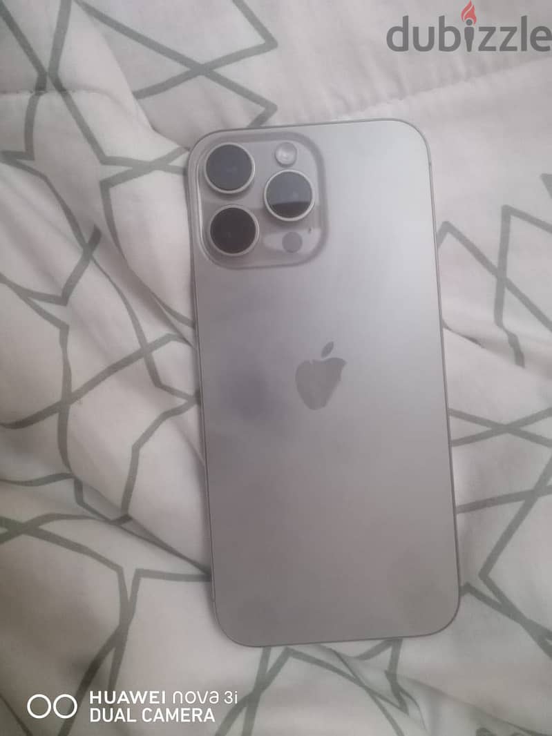 Apple - iPhone 16 Pro Max 1