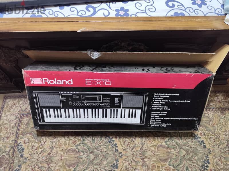Roland E-X 10 like New 2