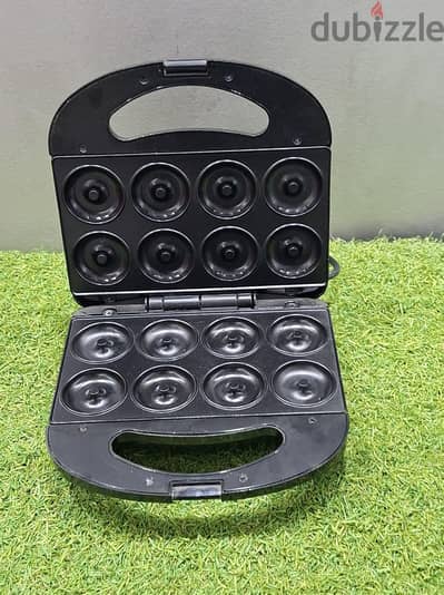 Mini Donut Maker/ميني دونتس ميكر وارد دبي Mini Donut Maker/ميني دونتس ميكر وارد دبي