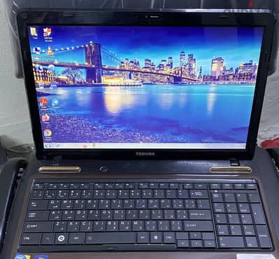 لاب توب توشيبا cori3 حاله ممتازه