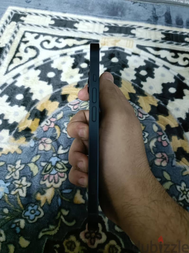 Apple - iPhone 13 2