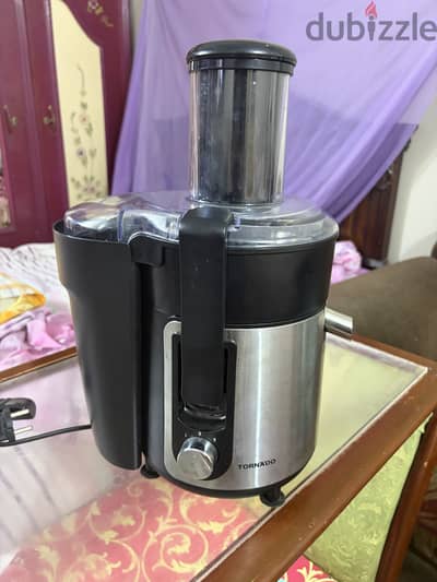 عصارة فواكه تورنادو 800 وات CJ-800T ستانلس - حالة ممتازة