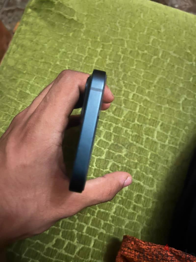 Apple - iPhone 13 2