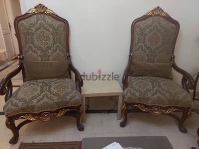 عدد ٢ كرسي جانبي خشب زان بحالة ممتازة