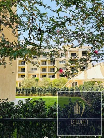 للبيع شقة بفيو water features بسعر مميز وبالتقسيط في كمبوند كامل الخدمات والمرافق-سور بسور بمدينتي -كمبوند سراي