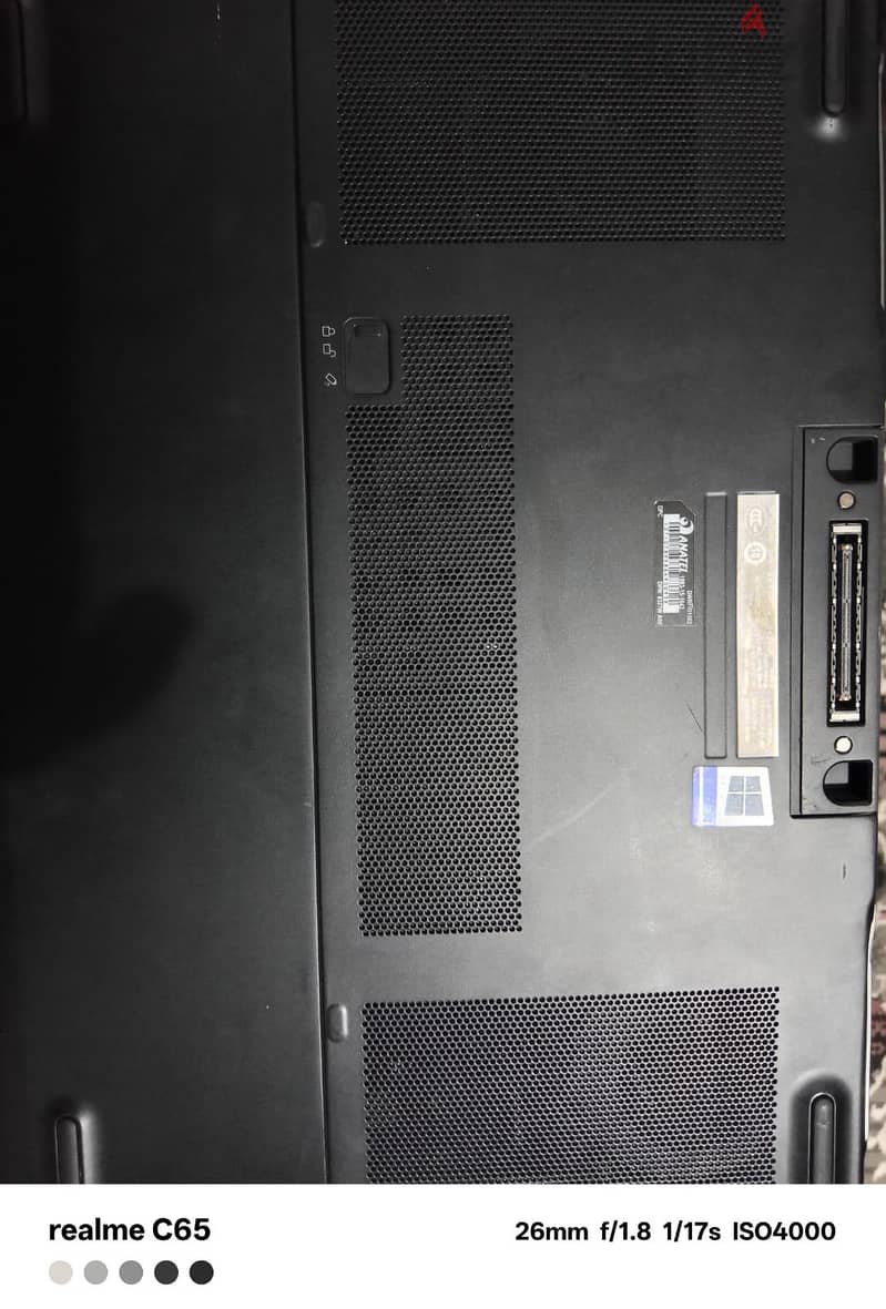Dell latitude E5570 3