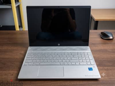 لابتوب HP Pavilion فضي