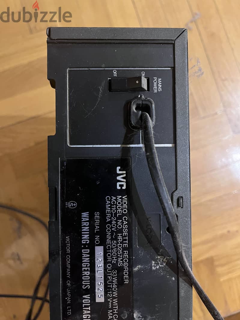 DVD player JVC original . . needs maintenance 3
