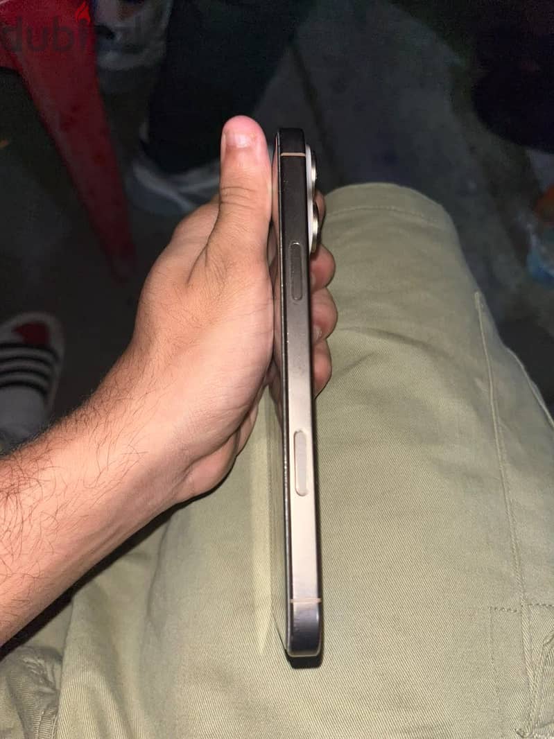Apple - iPhone 16 Pro Max 2