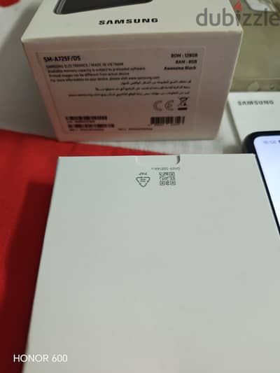 Samsung A72 Awesome black 128 GB 8 Ram للببع