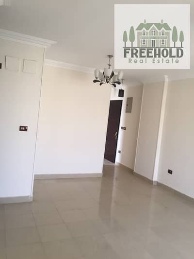 Apartment for sale in Madinaty B7, 82 sqm, prime park & corner garden view, excellent location, steps from services, Food Court & main attractions.