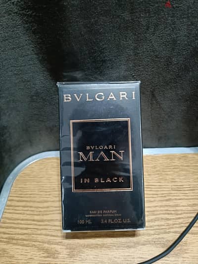 BVLGARI IN BLACK MAN