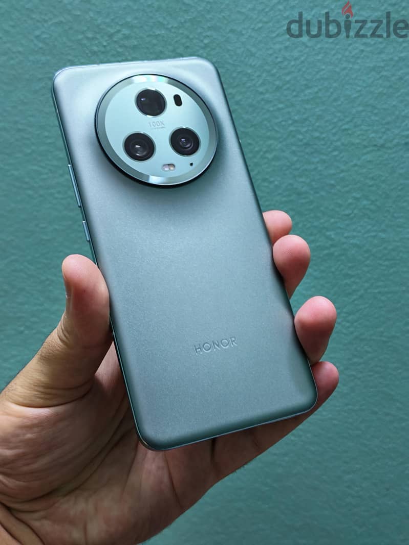 Honor Magic 5 Pro 16/512 7