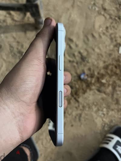 ايفون16 عادي