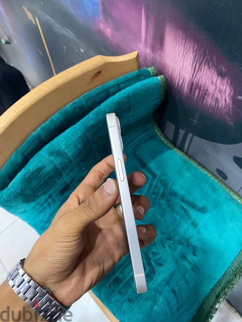 Apple - iPhone 13 2
