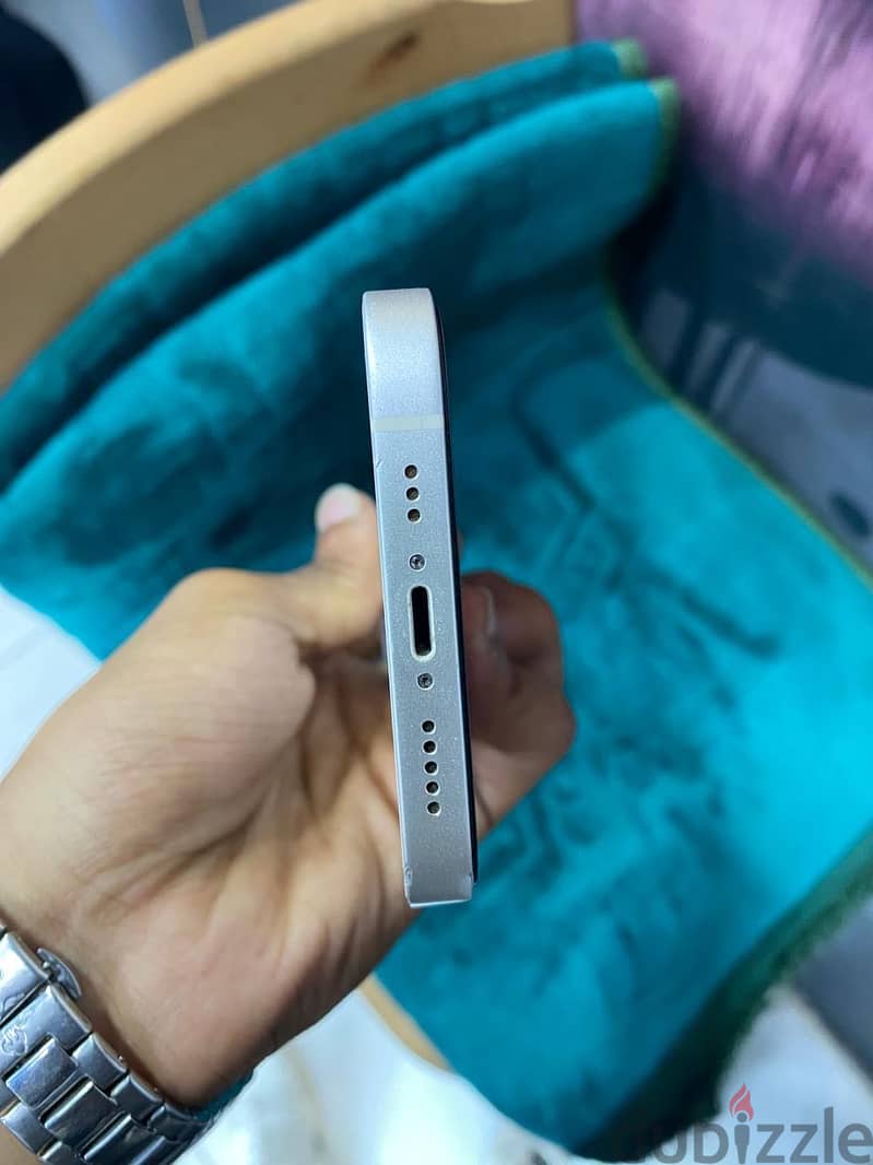 Apple - iPhone 13 4