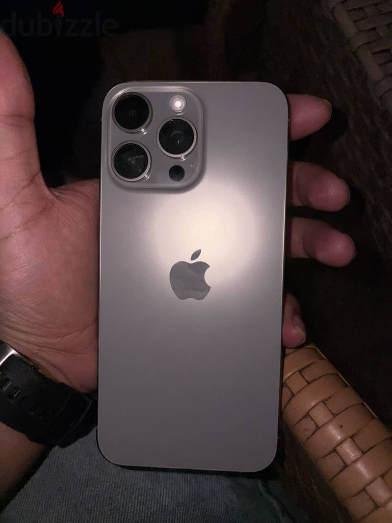 15 pro max 4