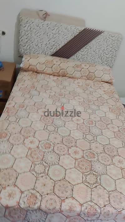 غرفت اطفال اتنين سرير 120 ودولاب وكمدينو بي ميرايا
