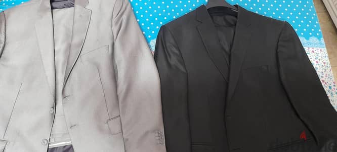 عدد  ٢ بدله استعمال بسيط جدا سعر  ١٤٠٠ مع بعض
