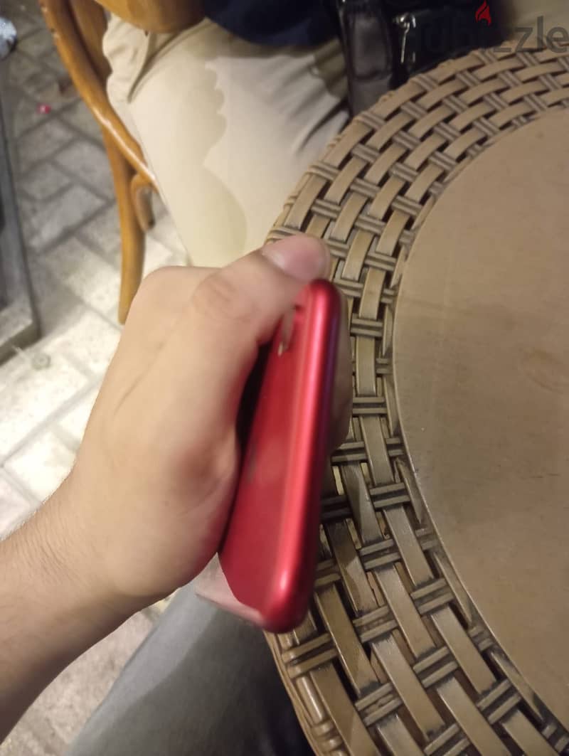 Apple - iPhone XR 2