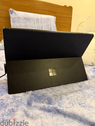 Microsoft Surface Pro 7 i7 – 16GB RAM – 256GB SSD + Accessories
