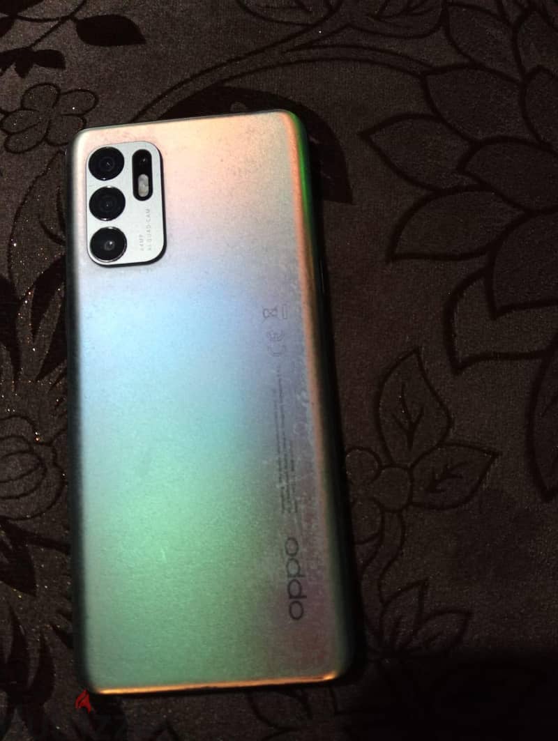 OPPO Reno6 1