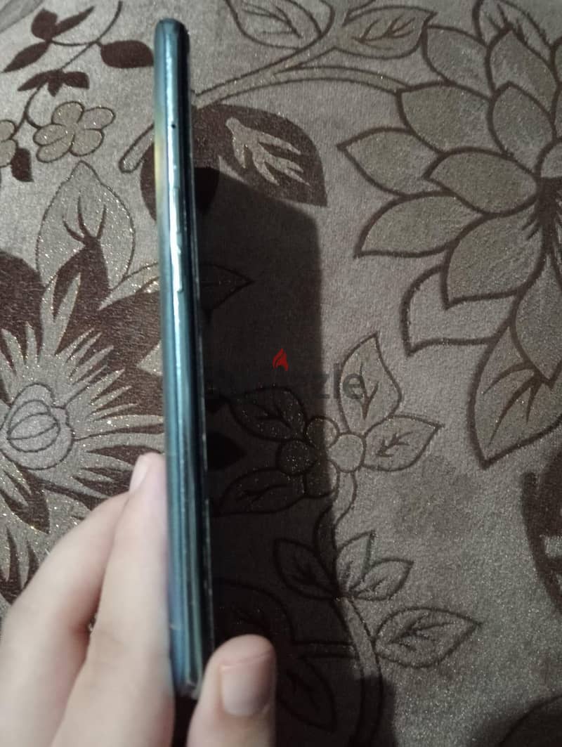 OPPO Reno6 3