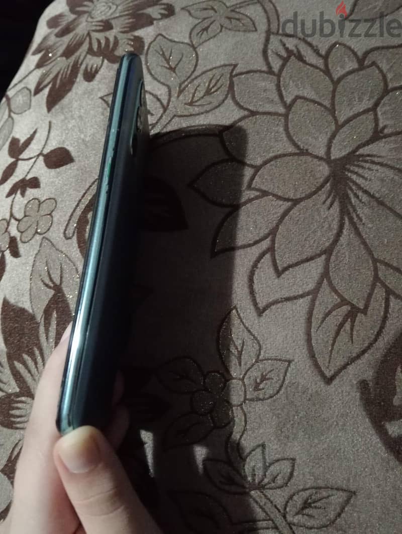 OPPO Reno6 4