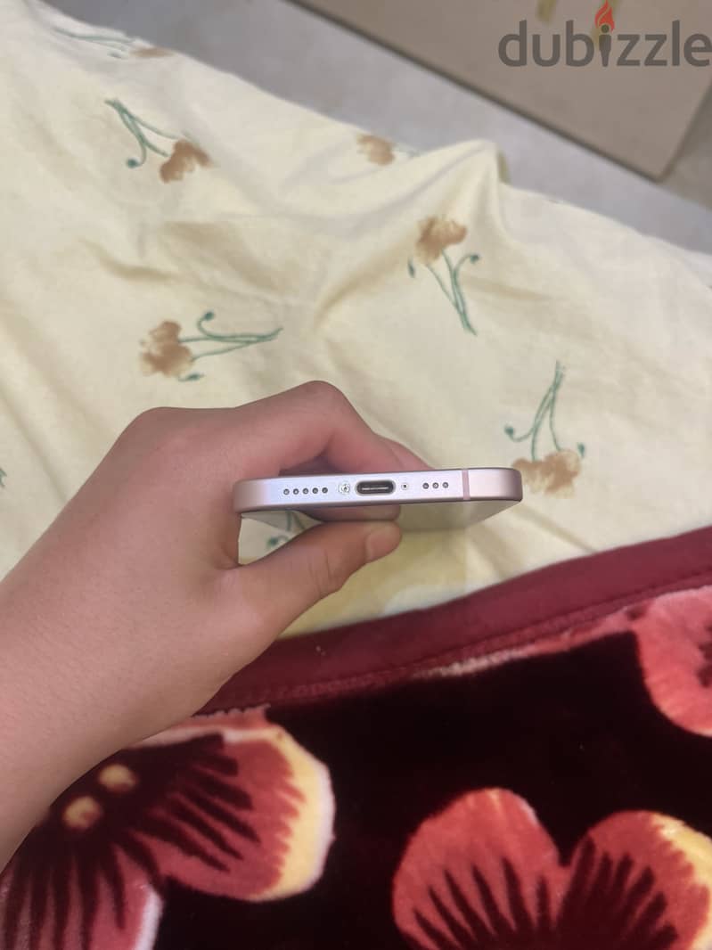 Apple - iPhone 15 5