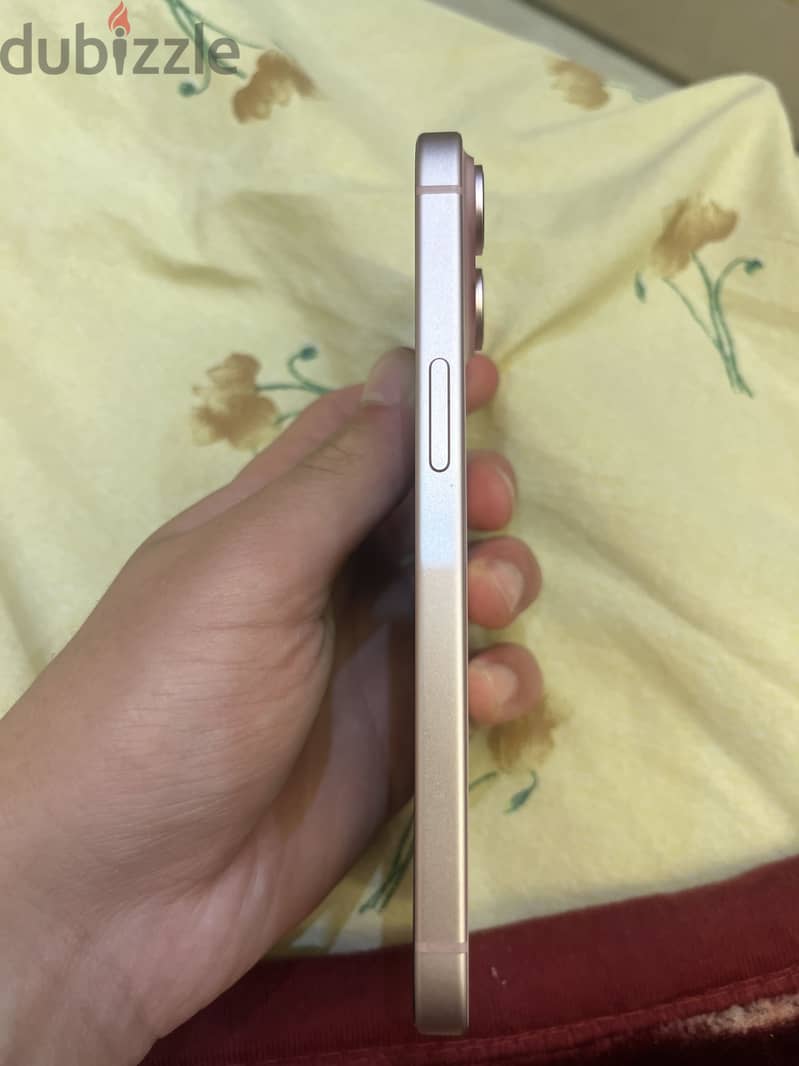 Apple - iPhone 15 6