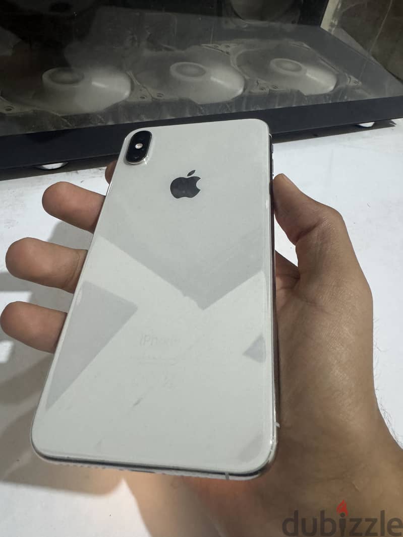 Apple - iPhone XS Max 2