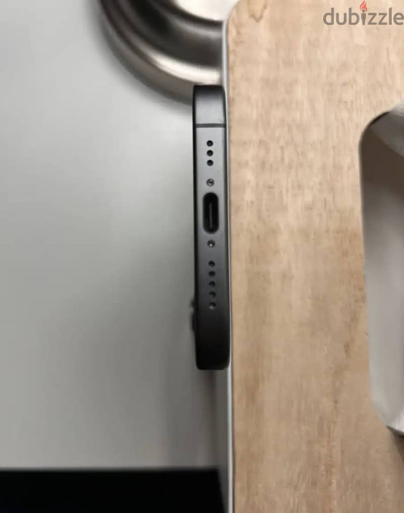 Apple - iPhone 17 1