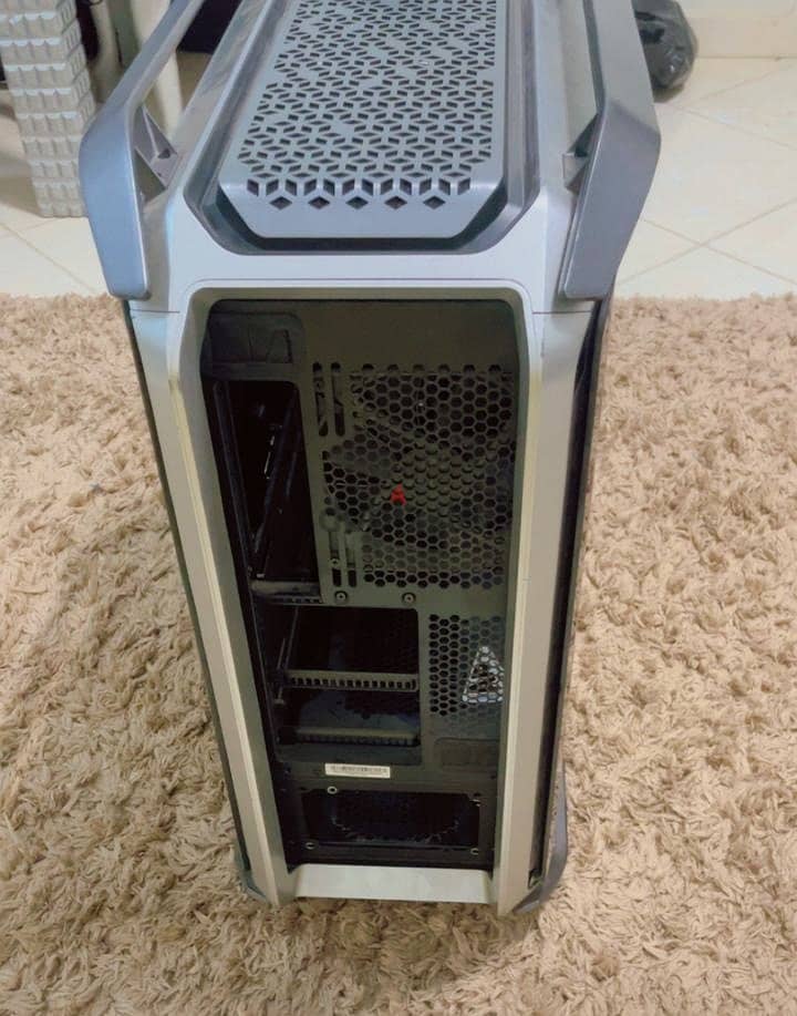 Coolermaster cosmos c700m 5