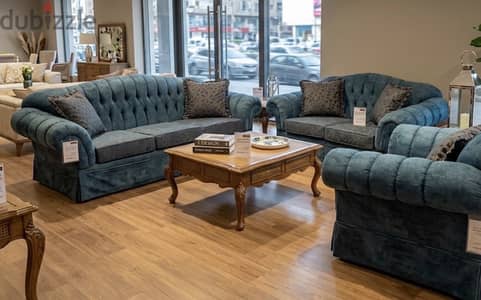 Full living room with table