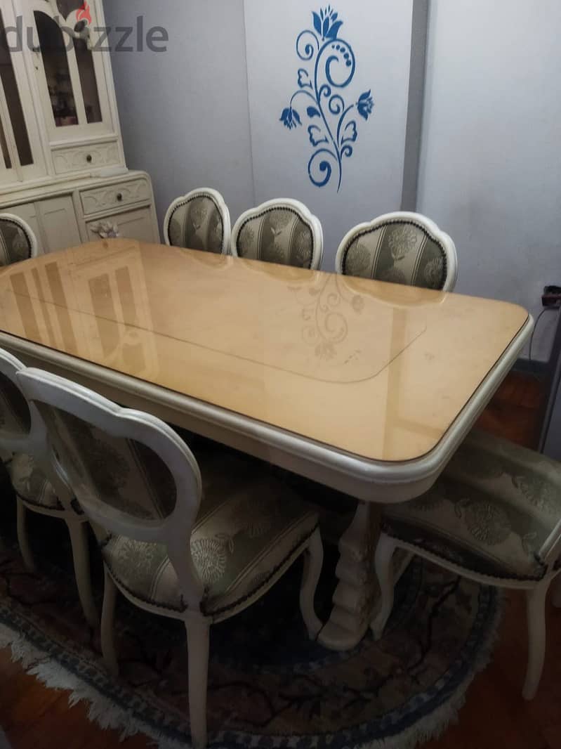 Dinning room 2