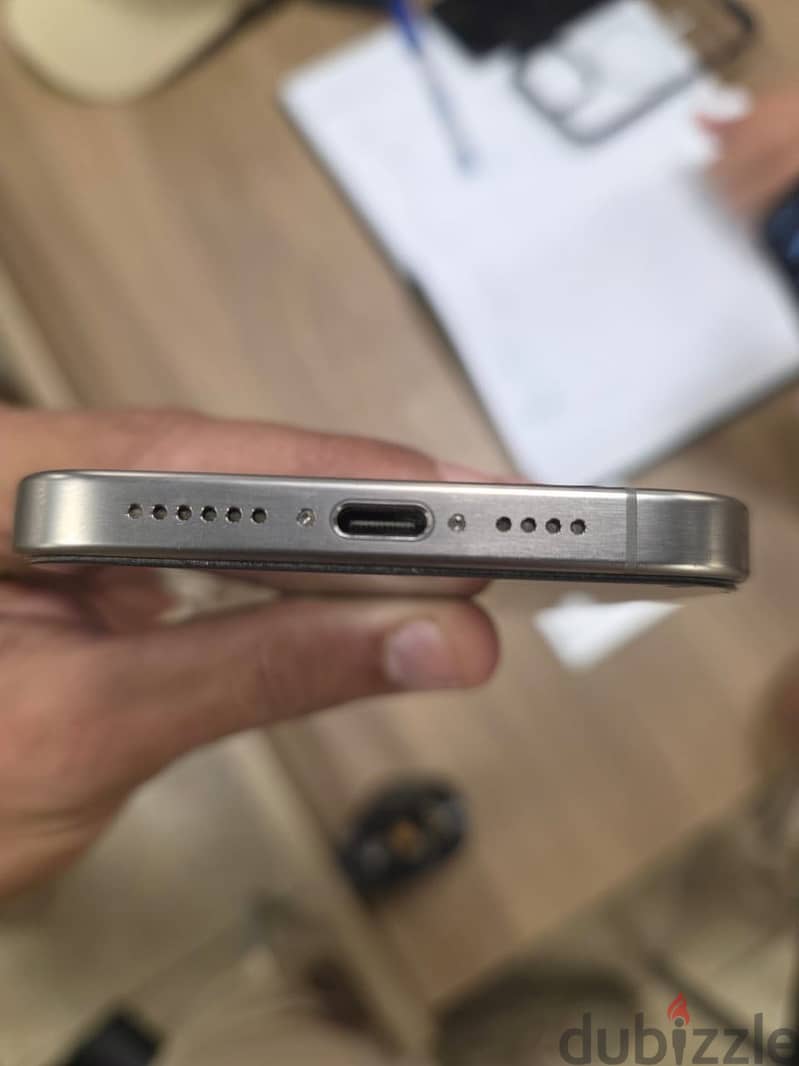 Apple - iPhone 15 Pro Max 2