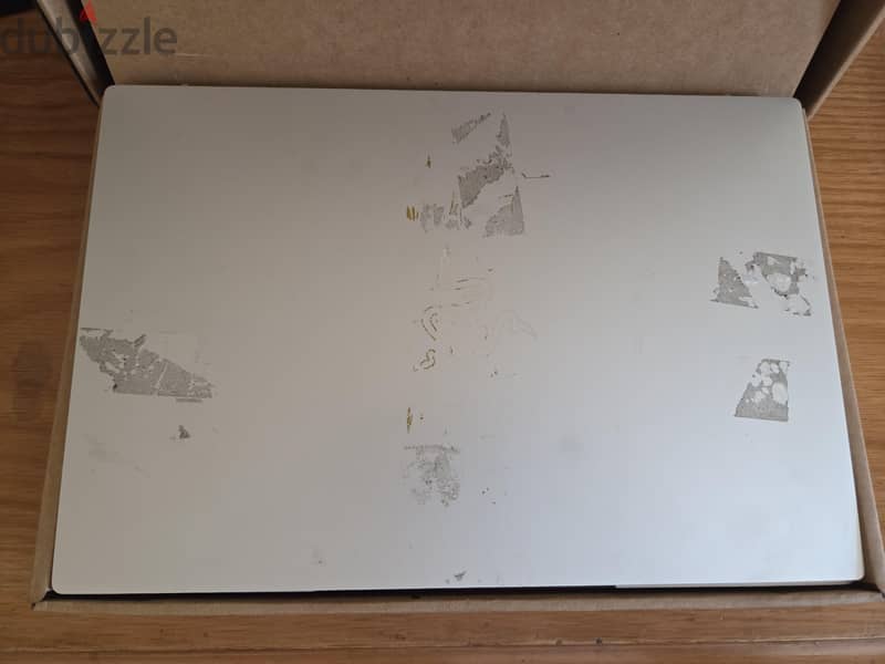 Razer book 13 quartz (4k screen) 9