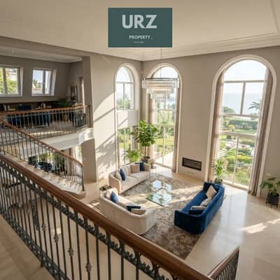 للبيع i villa بسعر مميز بالتقسيط وبسعر المراحل الاولي في ماونتن فيو التجمع الخامس دقائق من AUC وشارع التسعين بالقرب من هايد بارك وميفيدا وفيليت