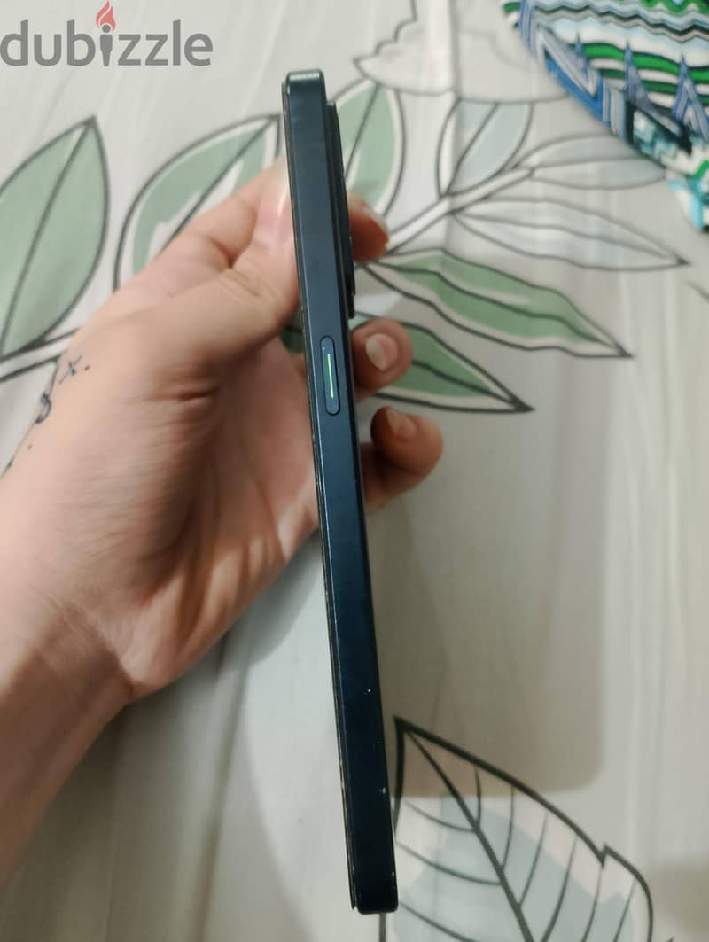 OPPO Reno6 2