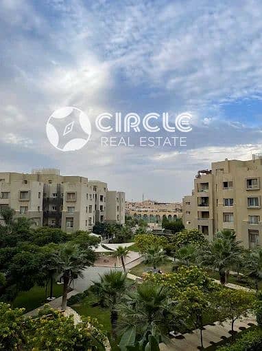 تشطيب كامل بنتهاوس ١٩٢م للبيع في كمبوند ذا فيليج The Village التجمع الخامس القاهرة الجديدة مباشرة أمام الجامعة الأمريكية AUC بالقرب من بوينت 90 مول