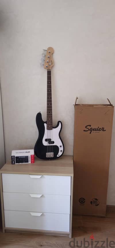 Fender Squier Debut Series P Bass + M Audio M Duo Audio Interface